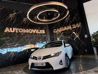 Usado Toyota Auris Active 90 CV (66 kW) 2013 Blanco Berlina
