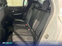 Usado Peugeot 208 Allure 102 CV (75 kW) 2022 Blanco Utilitario
