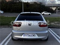 Usado Seat Leon Sport 150 CV (110 kW) 2003 Gris / plata Utilitario