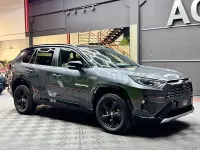 Usado Toyota RAV4 Hybrid Edition 222 CV (163 kW) 2021 Gris / plata SUV