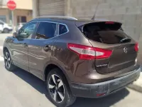 Usado Nissan Qashqai N-Connecta 116 CV (85 kW) 2015 Marrón SUV