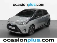 Usado Toyota Yaris 100 CV (73 kW) 2018 Gris Utilitario