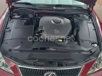 Usado Lexus IS220d Sport Line 177 CV (130 kW) 2007 Rojo Berlina
