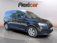 Usado VW Caddy 122 CV (89 kW) 2021 Rojo Monovolumen