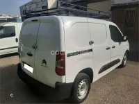 Usado Citroën Berlingo Live 102 CV (75 kW) 2022 Blanco Monovolumen