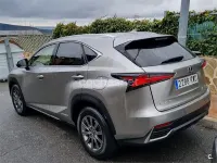 Usado Lexus NX300h Business Edition 197 CV (144 kW) 2019 Gris / plata SUV