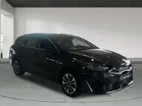 Usado Kia Ceed 141 CV (103 kW) 2025 Negro Utilitario