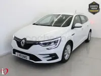 Usado Renault Mégane GrandTour Business 115 CV (84 kW) 2022 Blanco Familiar