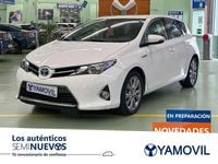 Usado Toyota Auris Hybrid Active 136 CV (100 kW) 2015 Blanco Utilitario