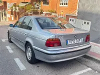 Usado BMW 523 170 CV (125 kW) 1997 Gris / plata Berlina