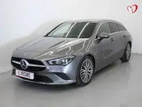 Usado Mercedes CLA220 Shooting Brake 190 CV (139 kW) 2022 Gris Familiar