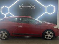 Usado Renault Mégane Dynamique 105 CV (77 kW) 2010 Rojo Berlina