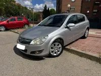Begagnad Opel Astra Sport 115 HK (84 kW) 2010 Grå Sedan
