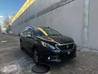 Używany Peugeot 2008 Allure 110 KM (80 kW) 2018 Czarny SUV