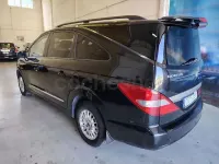 Usado SsangYong Rodius 165 CV (121 kW) 2005 Negro Monovolumen