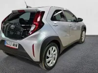 Usado Toyota Aygo X Play 72 CV (52 kW) 2024 SUV