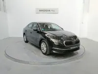 Usado Skoda Octavia Selection 150 CV (110 kW) 2025 Negro Berlina