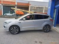 Usado Ford Kuga ST-Line 150 CV (110 kW) 2018 Gris / plata SUV