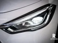 Usado Mercedes GLA200 150 CV (110 kW) 2022 Blanco SUV