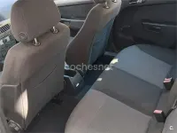 Usado Opel Astra Enjoy 100 CV (73 kW) 2005 Gris / plata Berlina