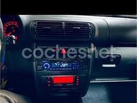 Usado Seat Leon 110 CV (80 kW) 2003 Gris / plata Utilitario