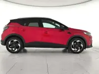 Usado Renault Captur Techno 100 CV (73 kW) 2025 Rojo SUV