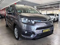 Usado Toyota Proace Verso Active 131 CV (96 kW) 2022 Gris / plata Familiar
