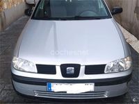 Usado Seat Cordoba Stella 90 CV (66 kW) 2001 Gris / plata Berlina