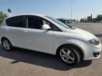 Usado Seat Altea Reference 105 CV (77 kW) 2012 Blanco Monovolumen