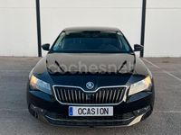 Usado Skoda Superb Active 150 CV (110 kW) 2018 Negro Berlina