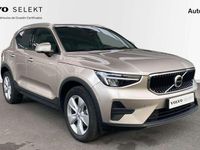 Käytetty Volvo XC40 Core 163 HP (119 kW) 2025 Katumaasturi