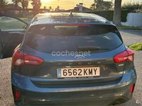 Usado Ford Focus Trend 125 CV (91 kW) 2018 Azul Berlina