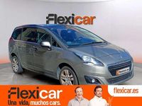Usado Peugeot 5008 Allure 120 CV (88 kW) 2016 Marrón Monovolumen