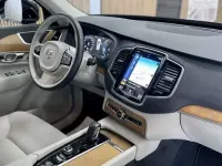 Usado Volvo XC90 Momentum 235 CV (172 kW) 2021 Negro SUV