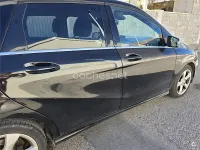 Usado Mercedes B180 109 CV (80 kW) 2012 Negro Utilitario