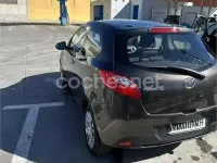 Usado Mazda 2 Active 68 CV (50 kW) 2009 Gris / plata Utilitario