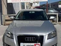 Usado Audi A3 Sportback Ambition 140 CV (102 kW) 2011 Gris Utilitario