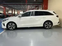 Usado Kia Ceed 120 CV (88 kW) 2021 Blanco Utilitario