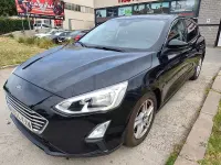 Usado Ford Focus Trend 120 CV (88 kW) 2019 Negro Berlina