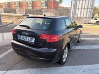 Usado Audi A3 Attraction 105 CV (77 kW) 2012 Negro Utilitario