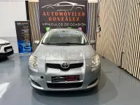 Usado Toyota Auris Luna 90 CV (66 kW) 2008 Gris / plata Utilitario