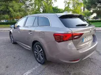 Usado Toyota Avensis Advance 143 CV (105 kW) 2016 Gris / plata Familiar