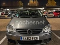 Usado VW Golf V Sportline 115 CV (84 kW) 2007 Gris / plata Berlina