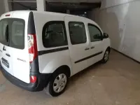 Usado Renault Kangoo 75 CV (55 kW) 2019 Blanco Monovolumen