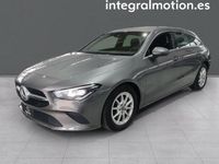 Usado Mercedes CLA200 Shooting Brake 149 CV (109 kW) 2021 Gris Familiar