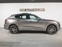 Usado Maserati Levante 275 CV (202 kW) 2021 Gris / plata SUV