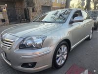 Usado Toyota Avensis Sol 129 CV (94 kW) 2006 Beige Berlina