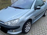Usado Peugeot 206 138 CV (101 kW) 2002 Azul Descapotable