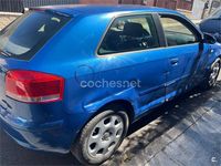 Usado Audi A3 Ambition 102 CV (75 kW) 2003 Azul Utilitario