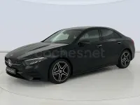 Usado Mercedes A180 136 CV (100 kW) 2024 Negro Berlina